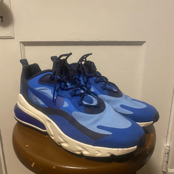 Nike airmax 270s - Picture 2 of 5